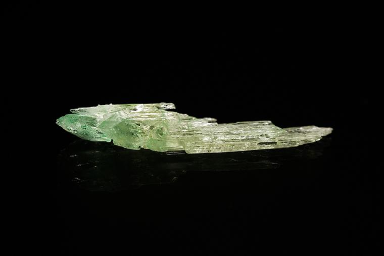 SPODUMENE var. Hiddenite